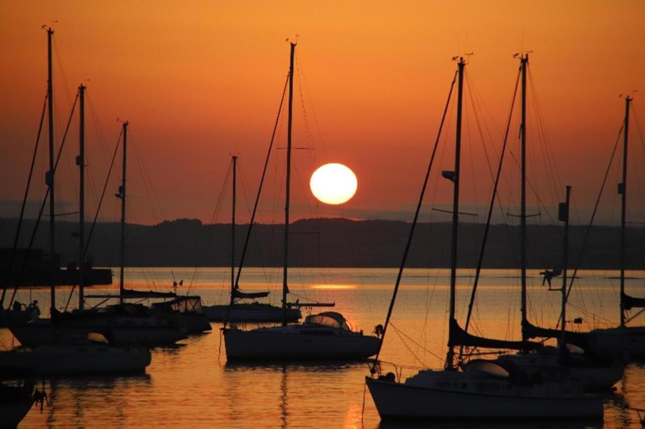 شقة Ynys Lawd, Holyhead Marina المظهر الخارجي الصورة